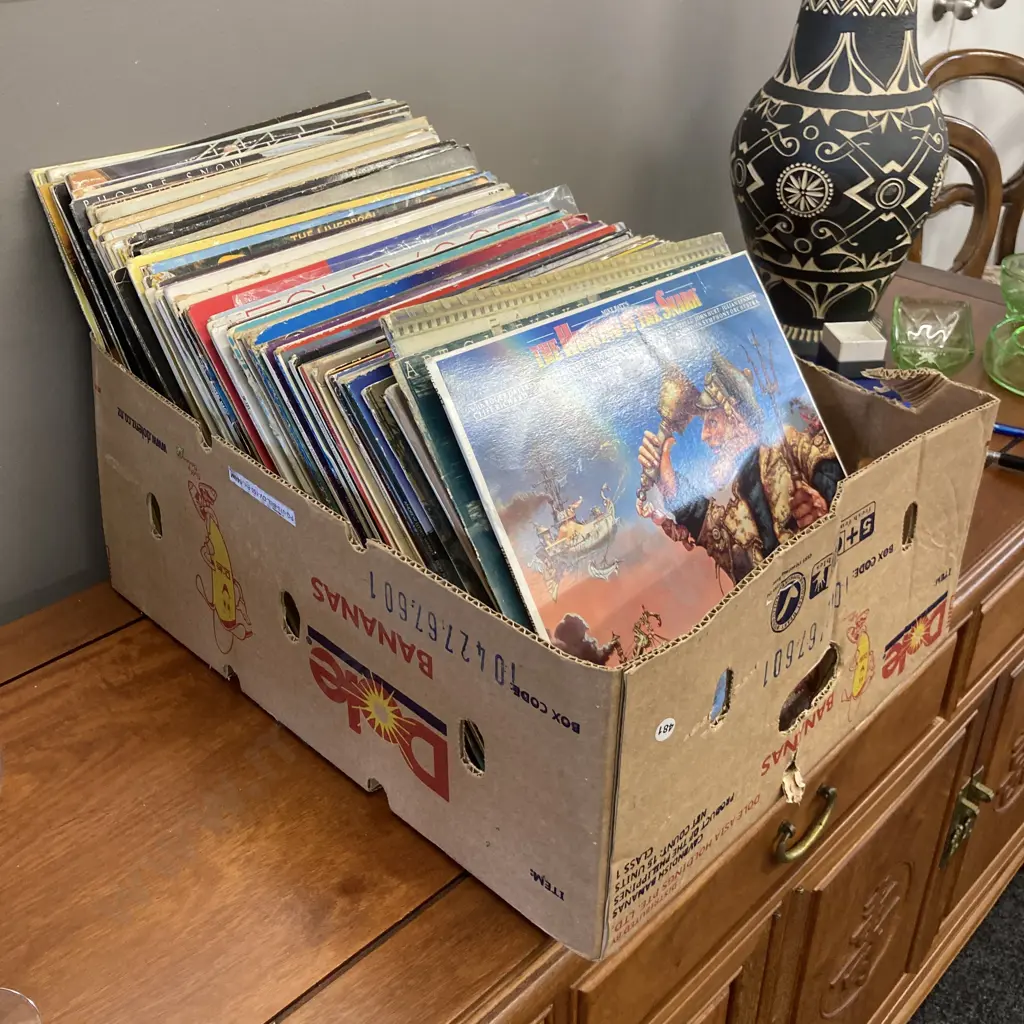 Box Lot LPs - Mike Batt's The Hunting Of The Snark, Art Garfunkel Breakaway Etc Image 1++